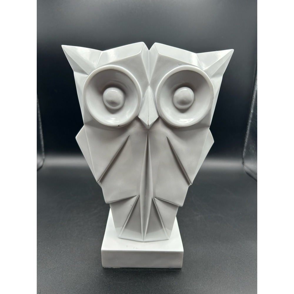 Origami Owl Jewelry Store Display Modern Statue Figure